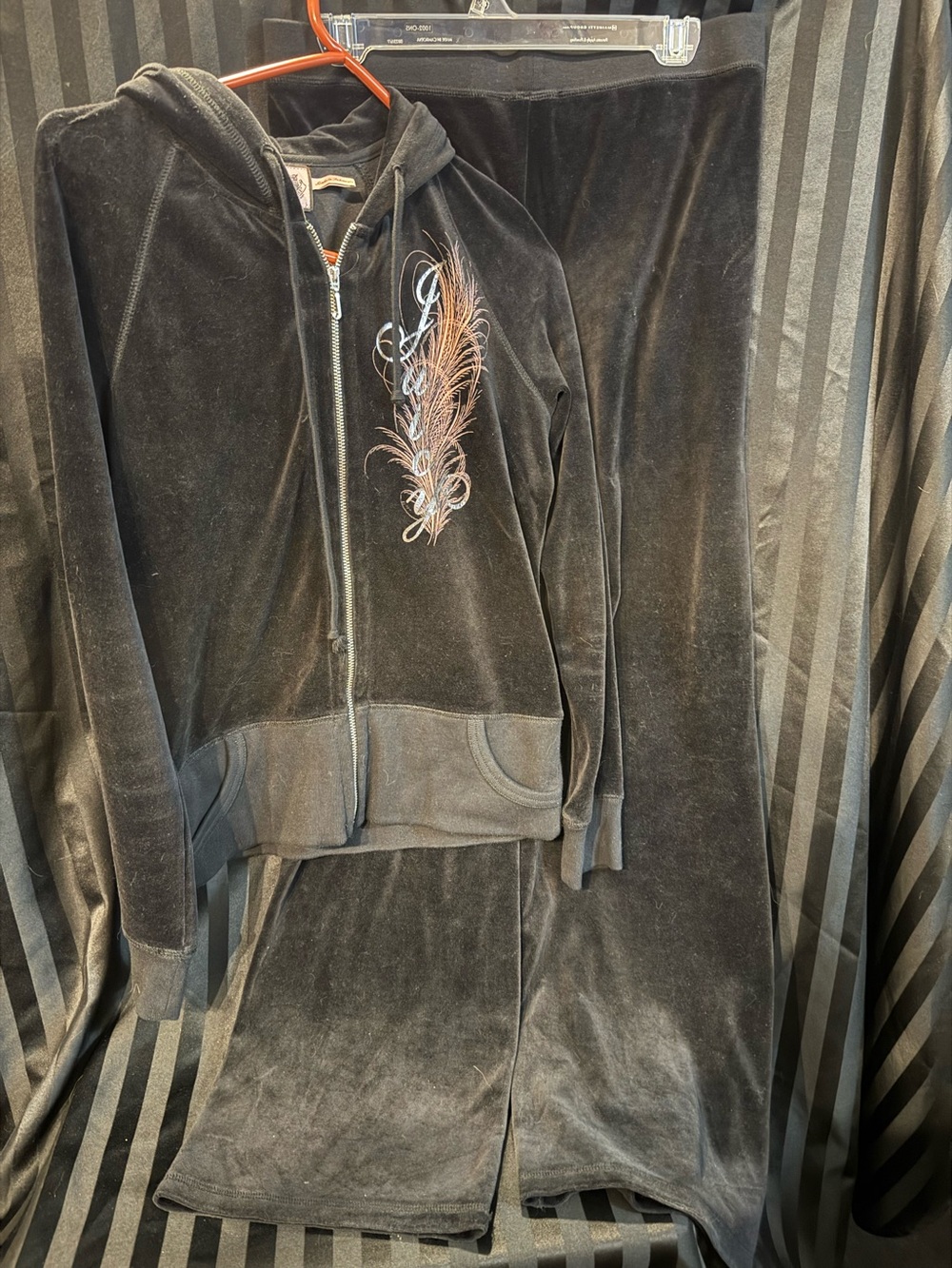 Vintage 2009 JUICY COUTURE Black Velour Hoodie & Pants Set with Feather ACCENT